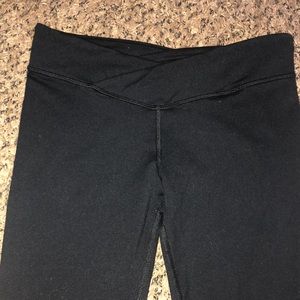 Fabletics cropped black leggings